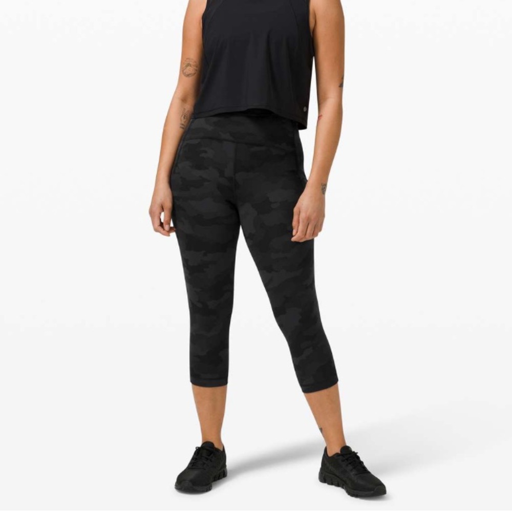 Lululemon Swift Speed High-Rise Crop 21” Heritage 365 Camo Deep Coal Leggings 0 - Picture 5 of 16